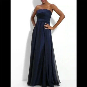 NWT Monique Lhuillier Bridesmaid Navy Strapless Chiffon Gown Dress Sz 4
